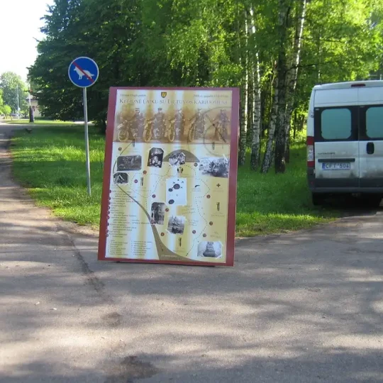 Istorinis informacinis stendas