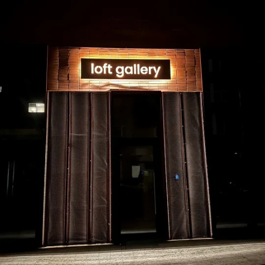 Lauko Reklama Su Apsvietimu