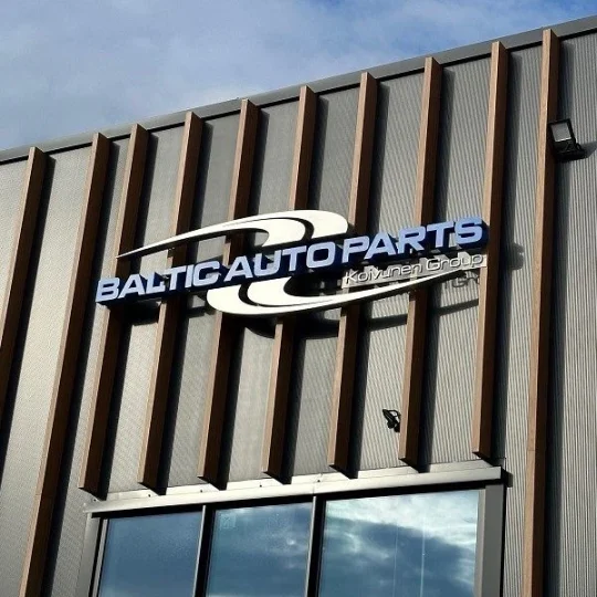 Lauko Reklamine Iskaba